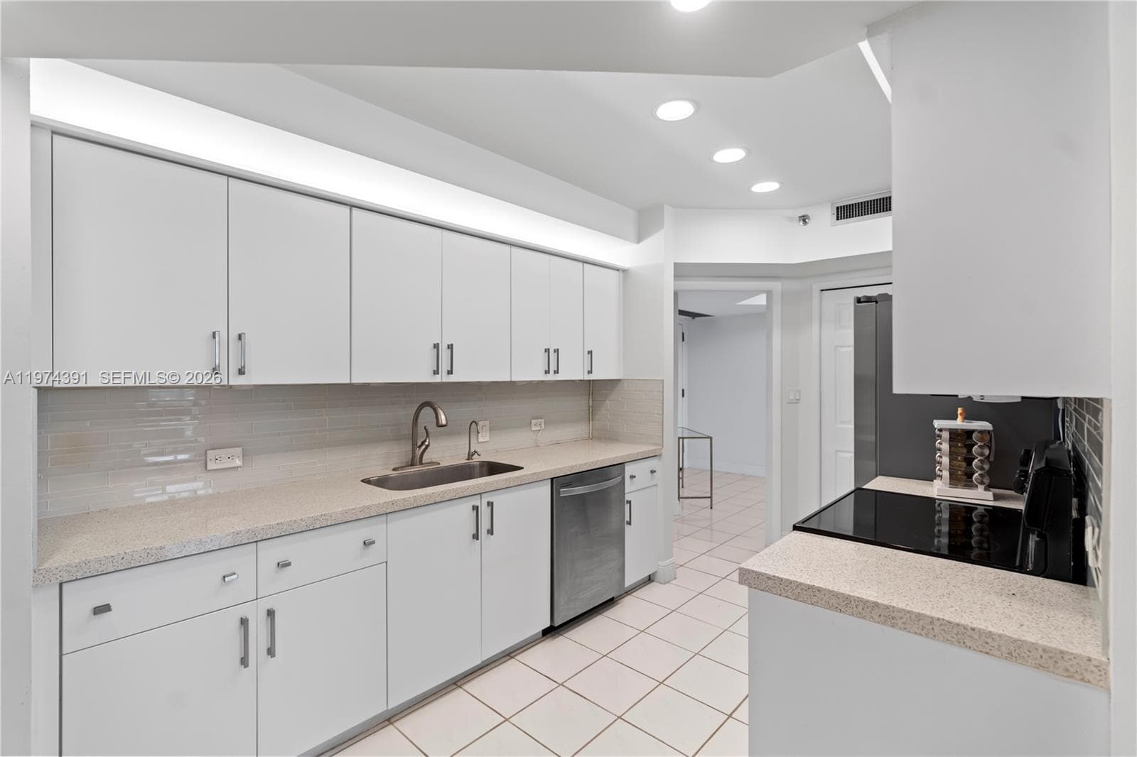 20191 E Country Club Dr # 407, Aventura FL 33180 — 8