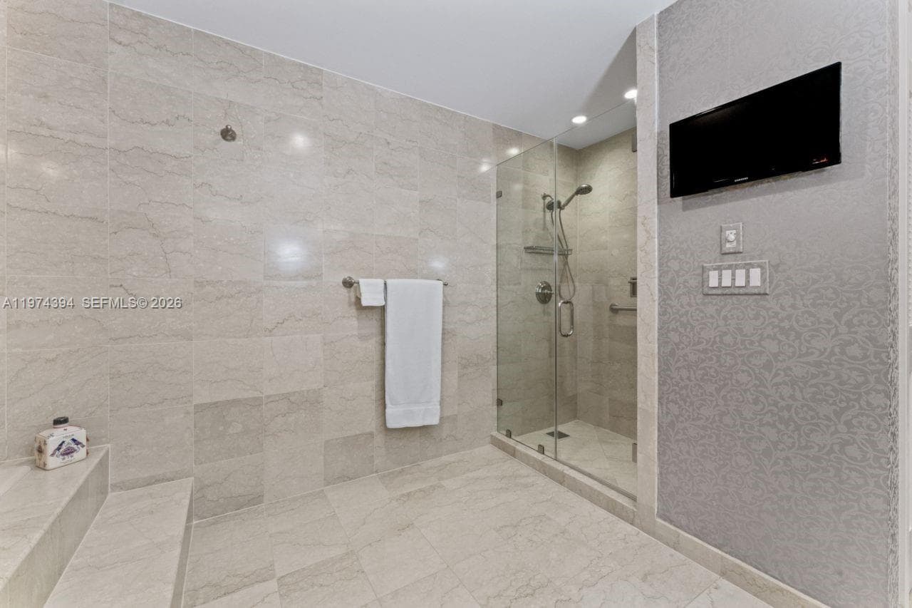 5266 Fisher Island Dr # 5266, Miami Beach FL 33109 — 22