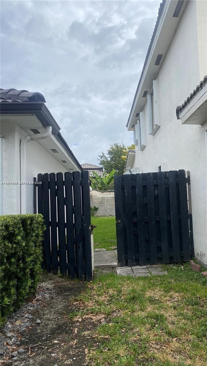 87** NW 150th Ter # 0, Miami Lakes FL 33018 — 2
