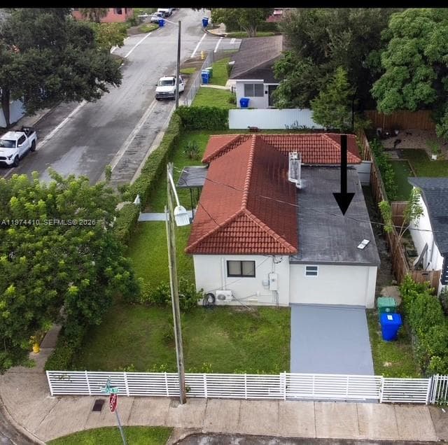 5180 NW 14th Ave # B, Miami FL 33142 — 1