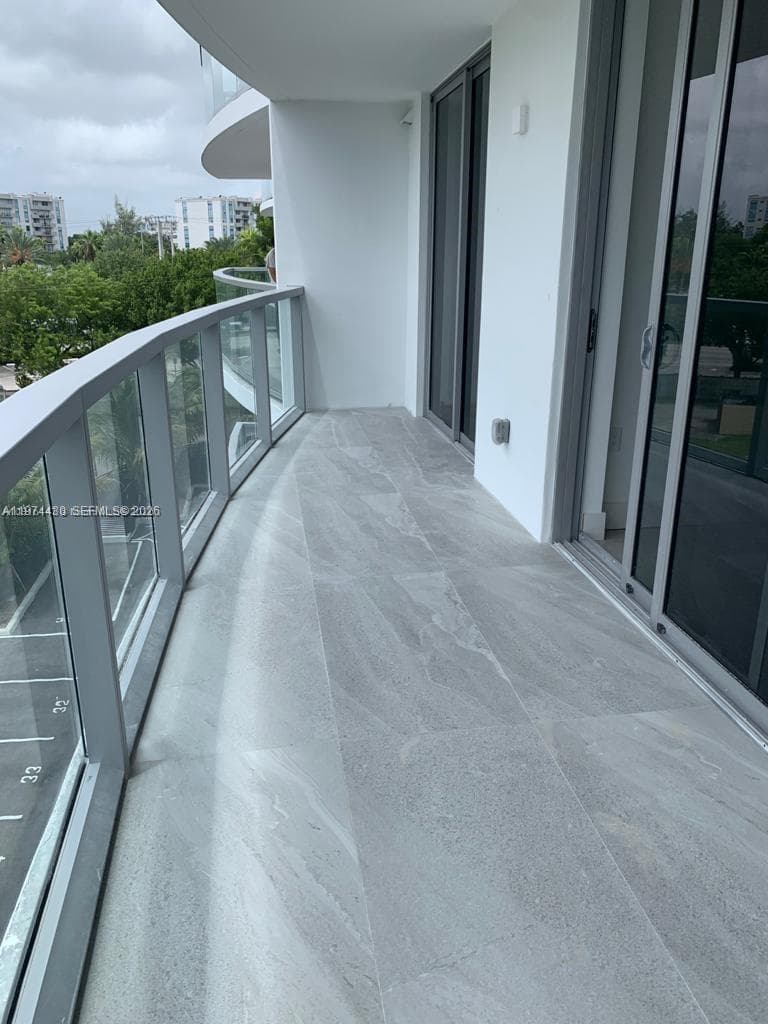 13800 Highland Dr # 403, North Miami Beach FL 33181 — 9