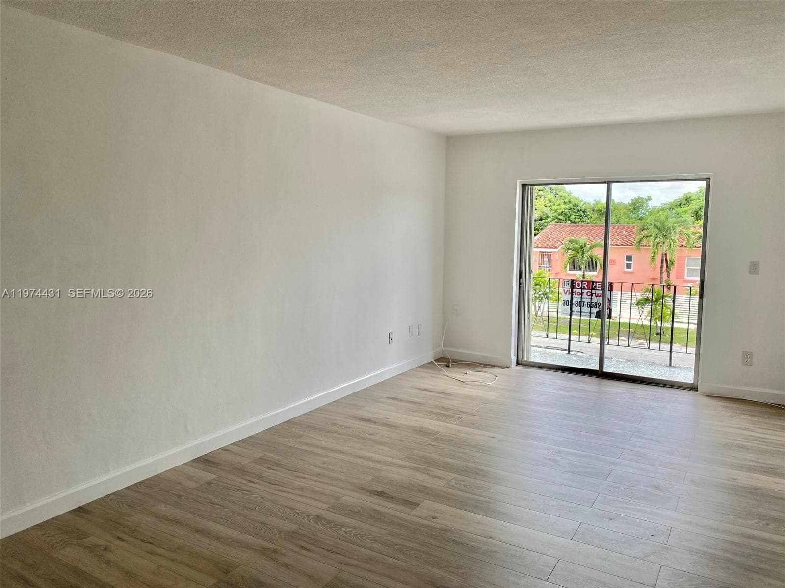 380 E 35th St # 2118, Hialeah FL 33013 — 7