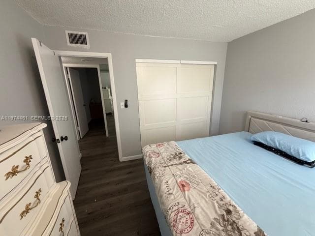 9390 W Flagler St # 206C, Miami FL 33174 — 16
