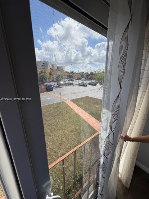 9390 W Flagler St # 206C, Miami FL 33174 — 10