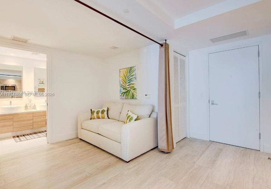 121 NE 34th St # 1603, Miami FL 33137 — 9