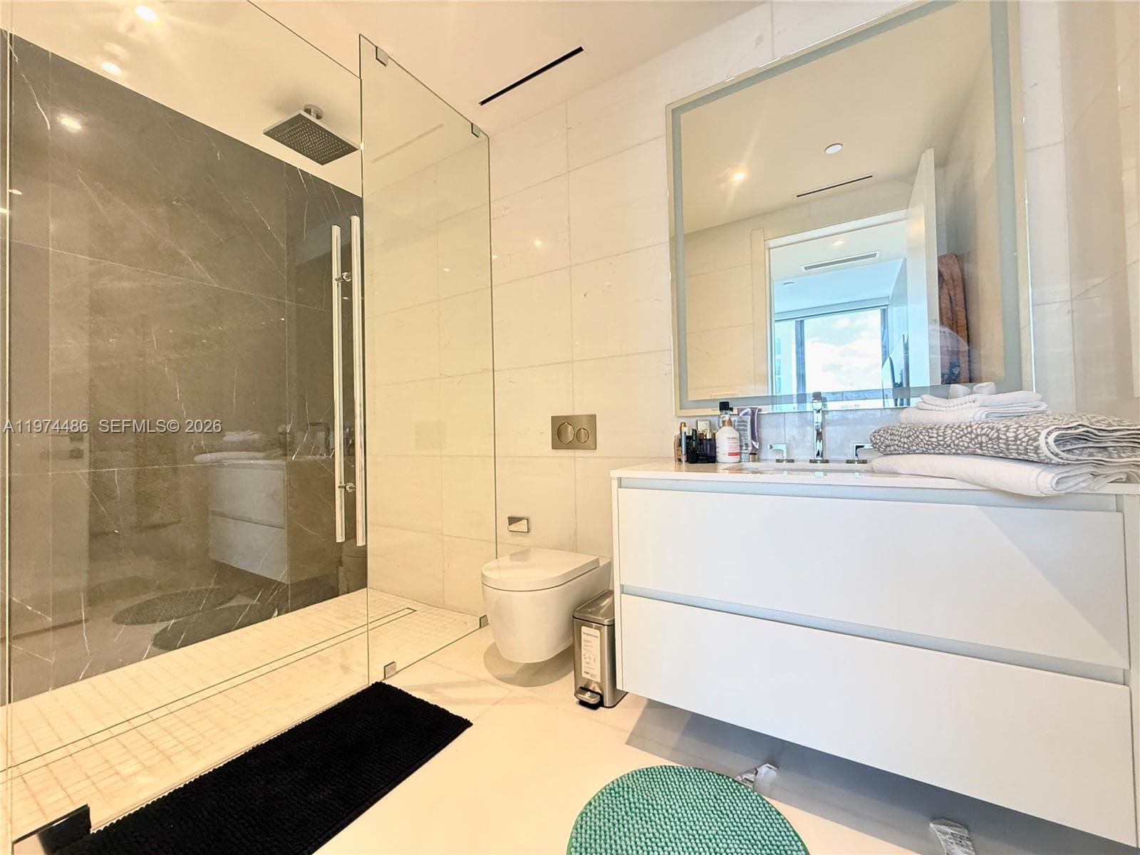 300 Biscayne Blvd Way # 3908, Miami FL 33131 — 13