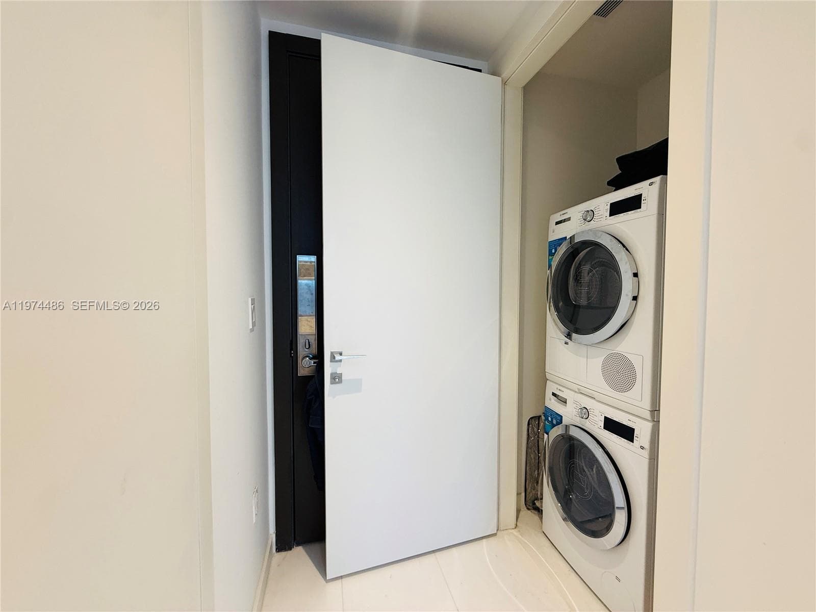 300 Biscayne Blvd Way # 3908, Miami FL 33131 — 12