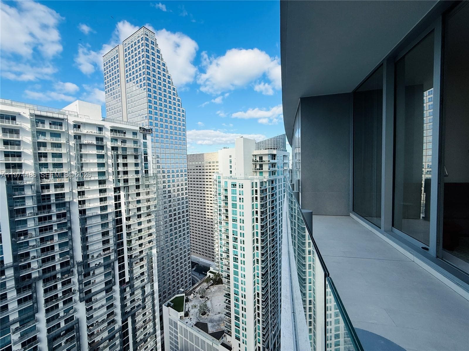 300 Biscayne Blvd Way # 3908, Miami FL 33131 — 5