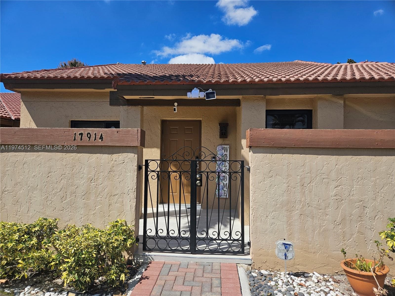 17914 NW 66th Ct Cir, Hialeah FL 33015 — 3