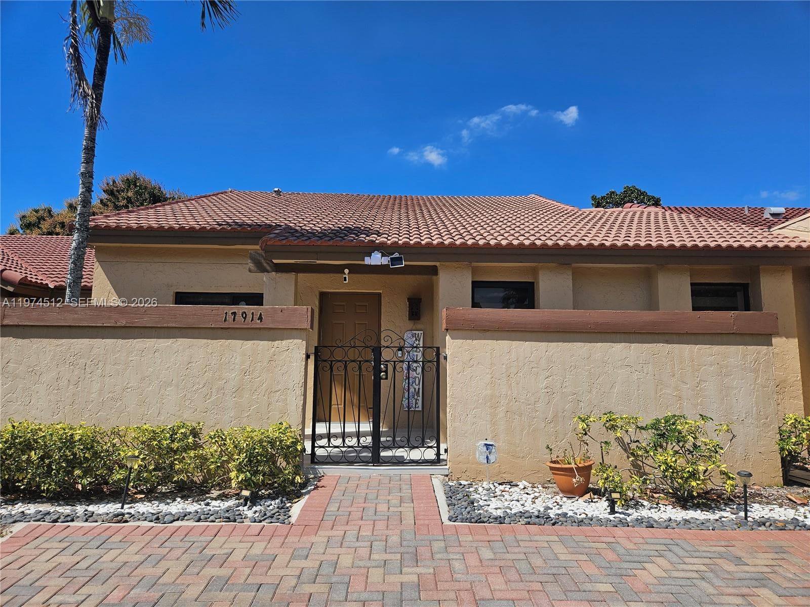 17914 NW 66th Ct Cir, Hialeah FL 33015 — 4