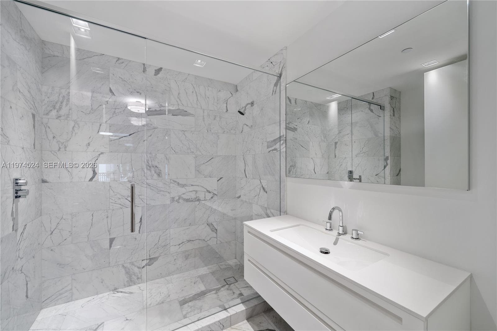 7043 Fisher Island Dr # 7043, Miami Beach FL 33109 — 38