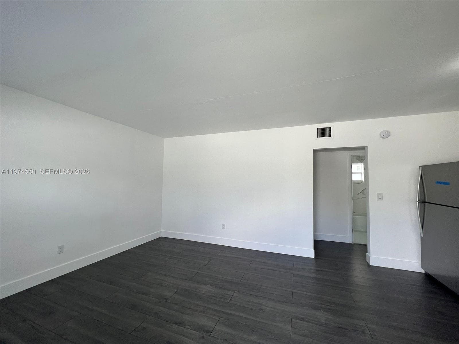 2150 NW 24th St, Miami FL 33142 — 10