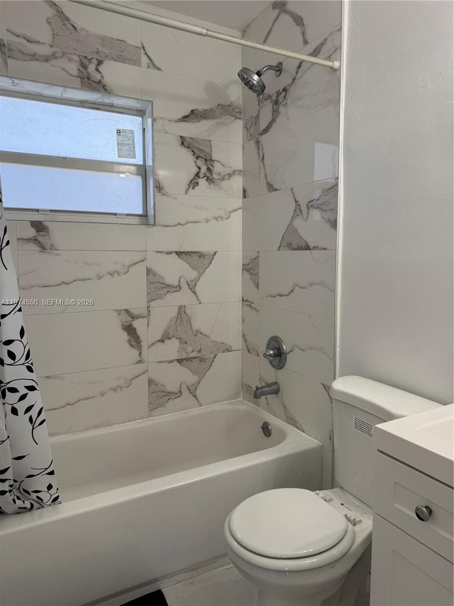 2150 NW 24th St, Miami FL 33142 — 8