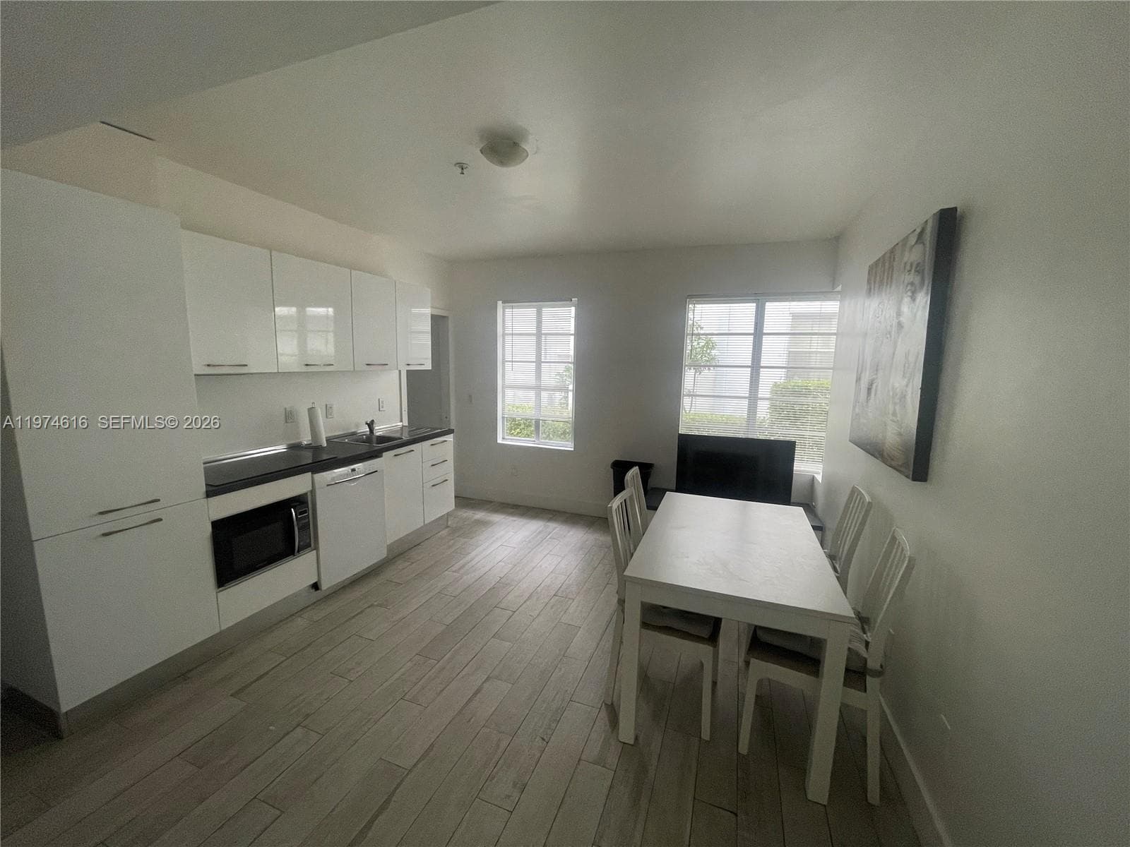 811 Jefferson Ave # 104, Miami Beach FL 33139 — 2