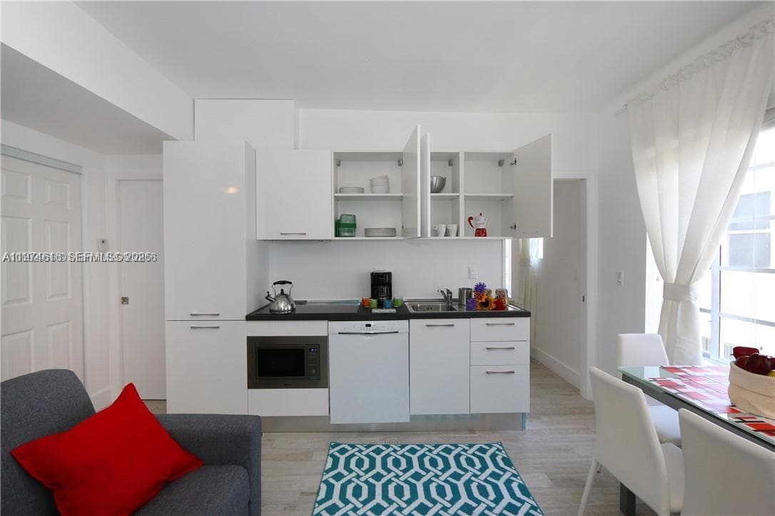 811 Jefferson Ave # 104, Miami Beach FL 33139 — 4