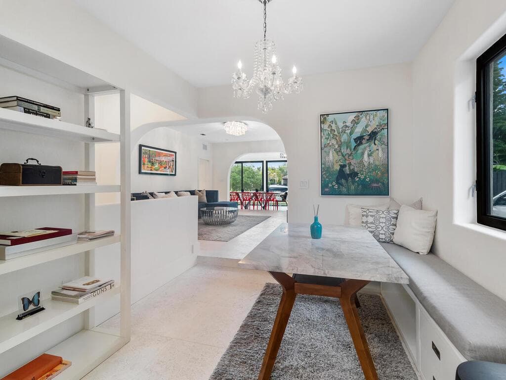 7820 Hawthorne Avenue, Miami Beach FL 33141 — 12