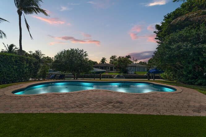 7820 Hawthorne Avenue, Miami Beach FL 33141 — 36