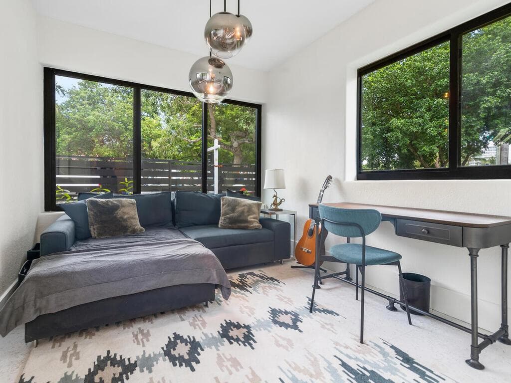 7820 Hawthorne Avenue, Miami Beach FL 33141 — 28