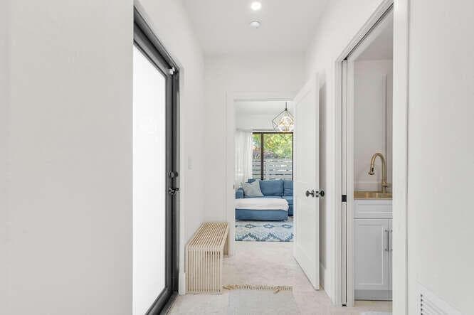 7820 Hawthorne Avenue, Miami Beach FL 33141 — 20