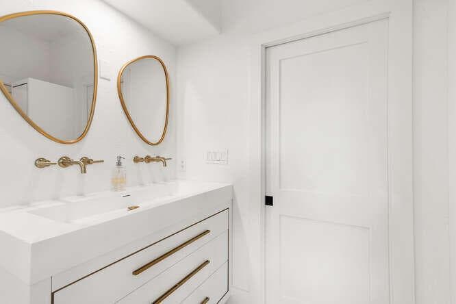 7820 Hawthorne Avenue, Miami Beach FL 33141 — 18