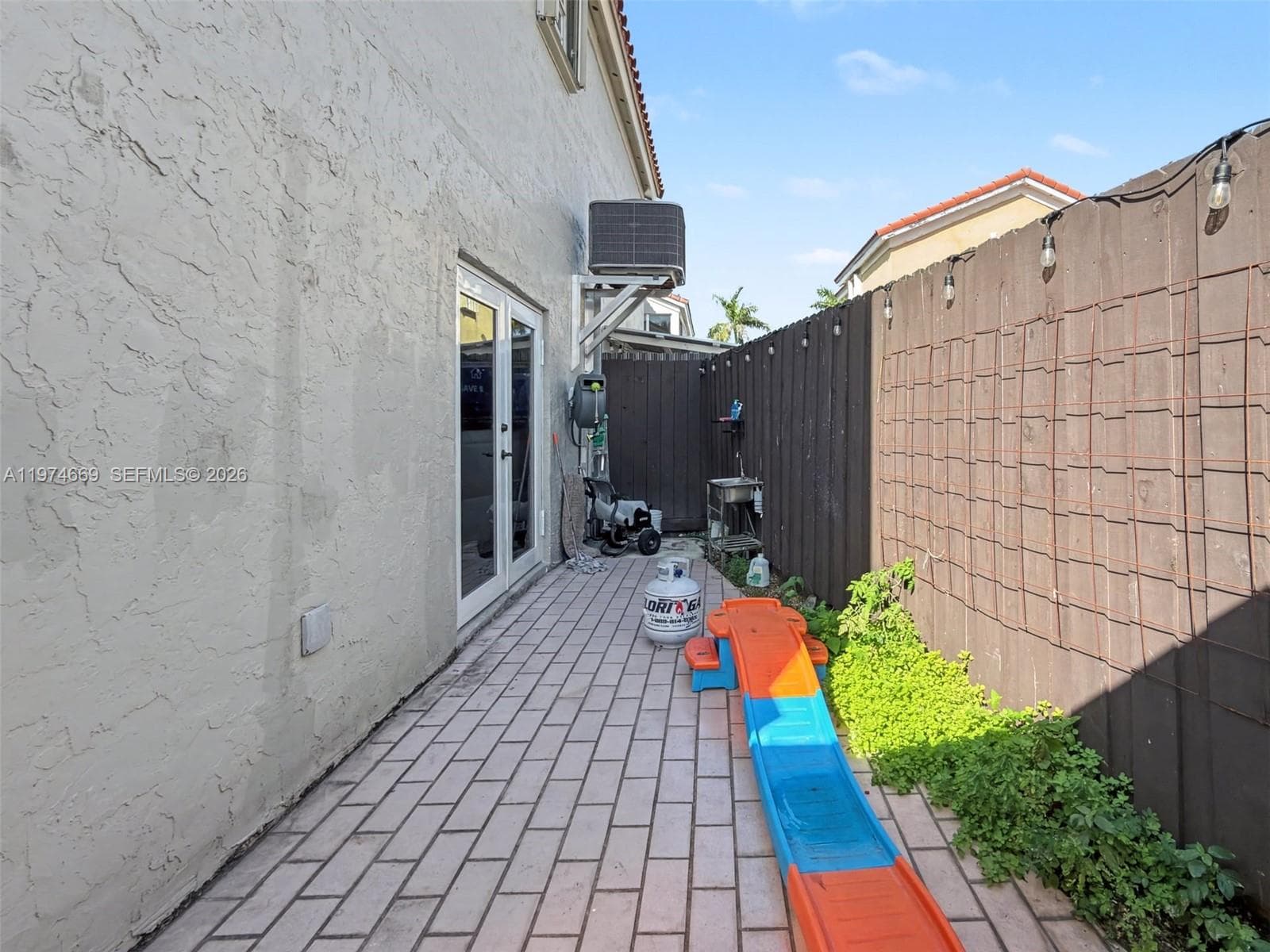 12689 NW 10th Way, Miami FL 33182 — 26