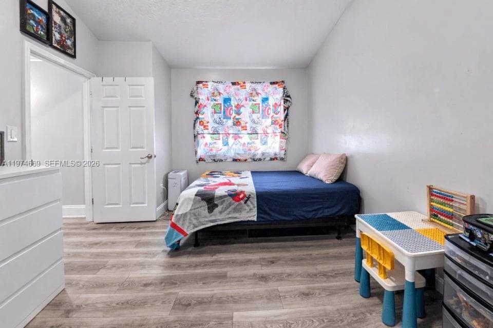 12689 NW 10th Way, Miami FL 33182 — 25