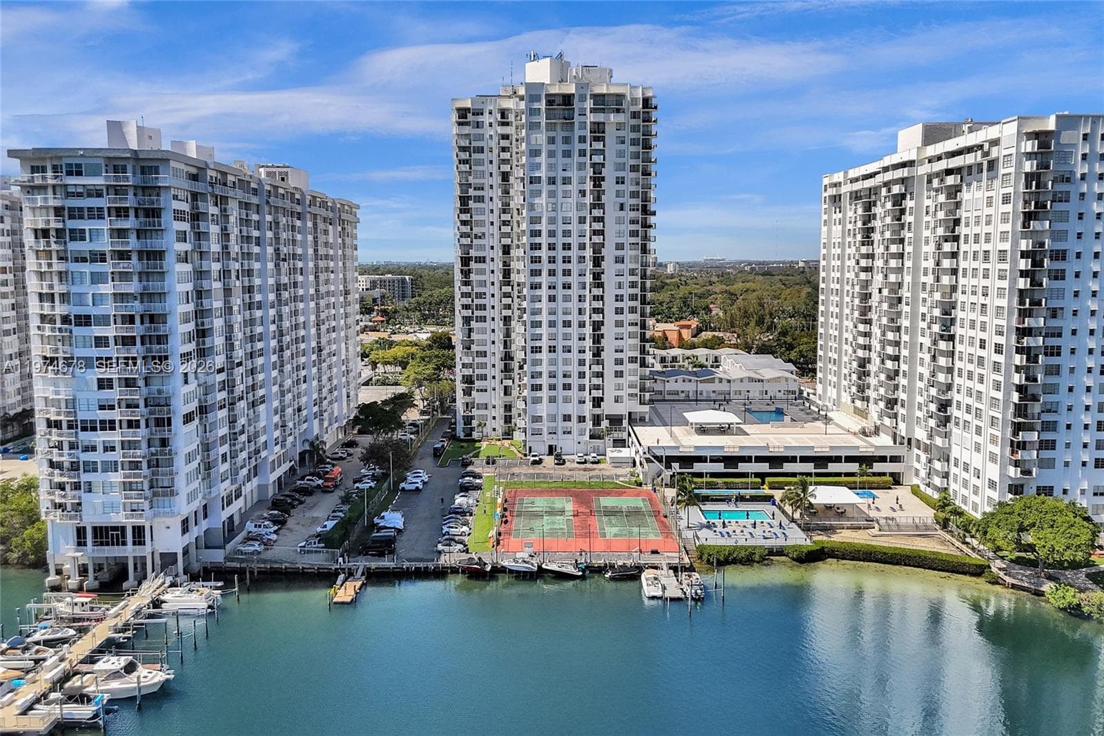 2750 NE 183rd St # 406, Aventura FL 33160 — 1