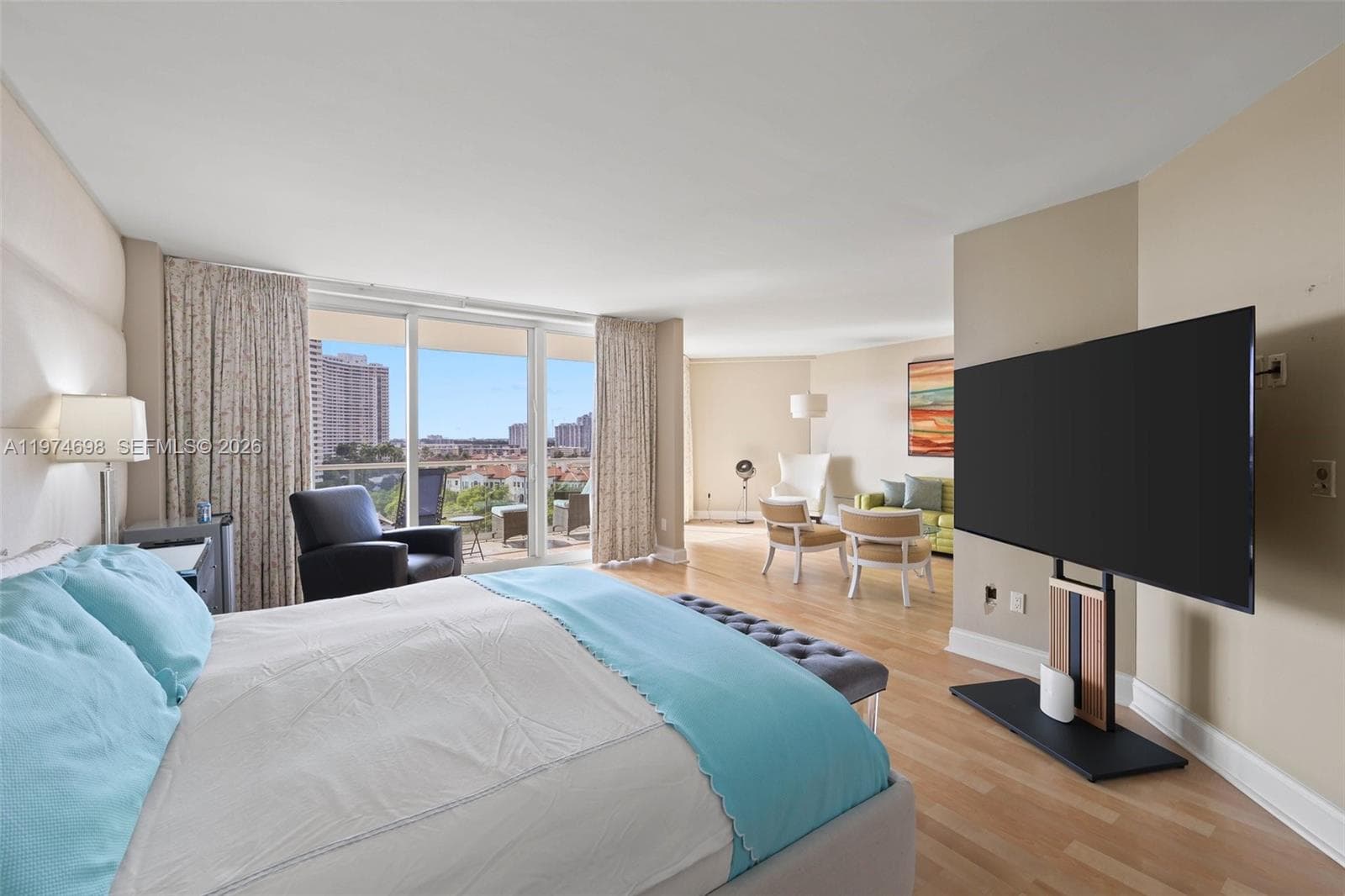 2600 Island Blvd # 1006, Aventura FL 33160 — 30