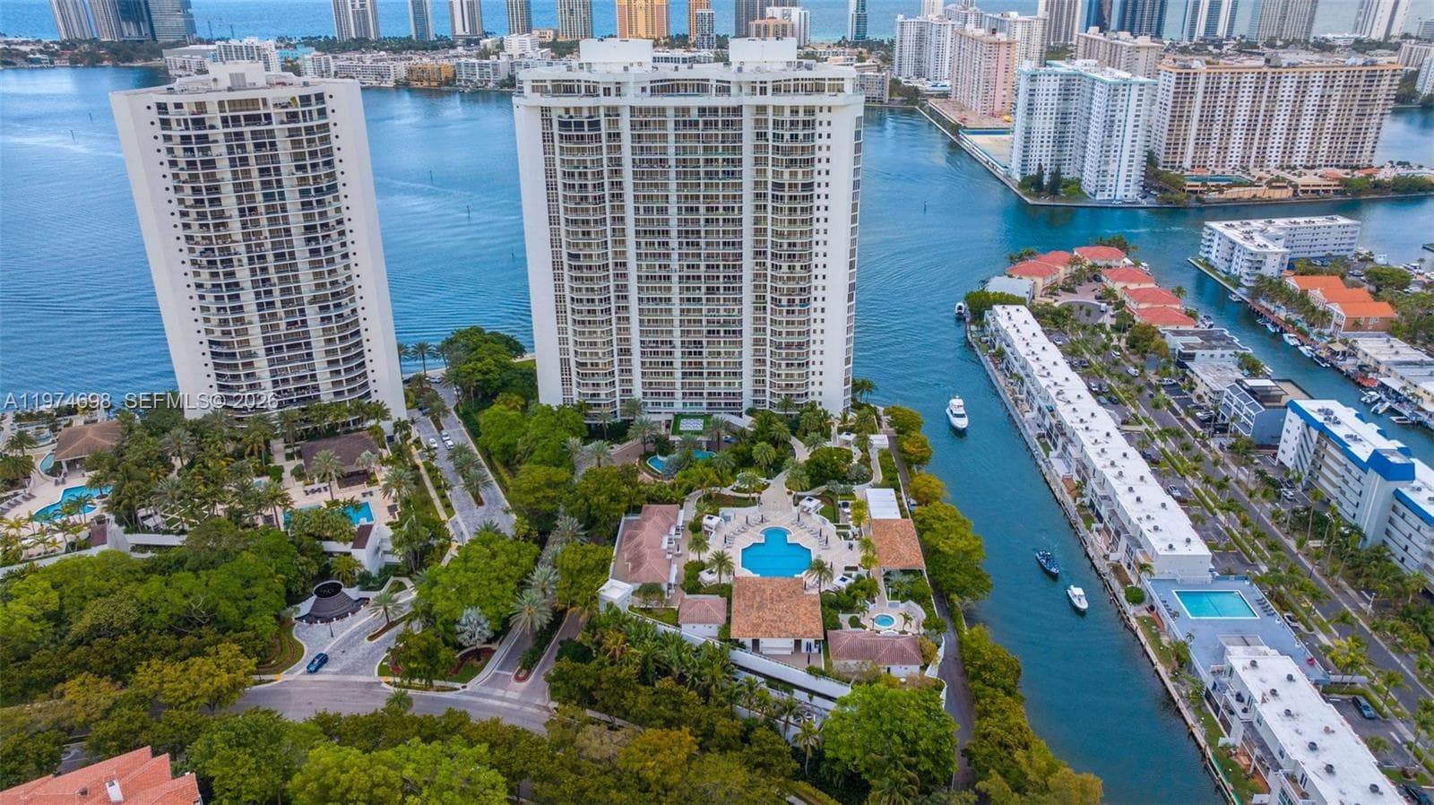 2600 Island Blvd # 1006, Aventura FL 33160 — 49