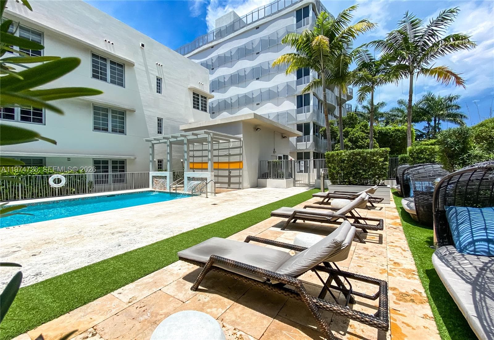 435 21st St # 318, Miami Beach FL 33139 — 17