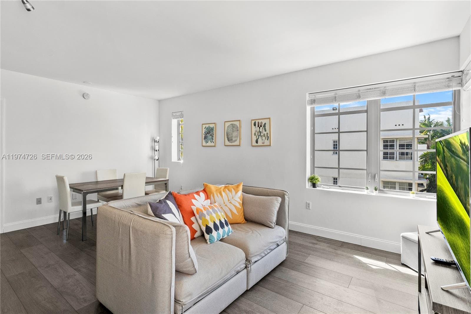 435 21st St # 318, Miami Beach FL 33139 — 5