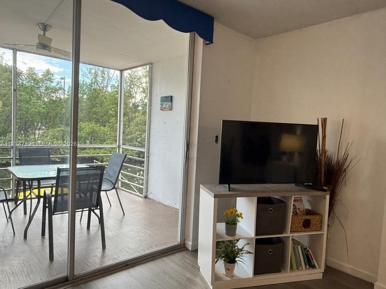 3660 NE 166th St # 212, North Miami Beach FL 33160 — 23