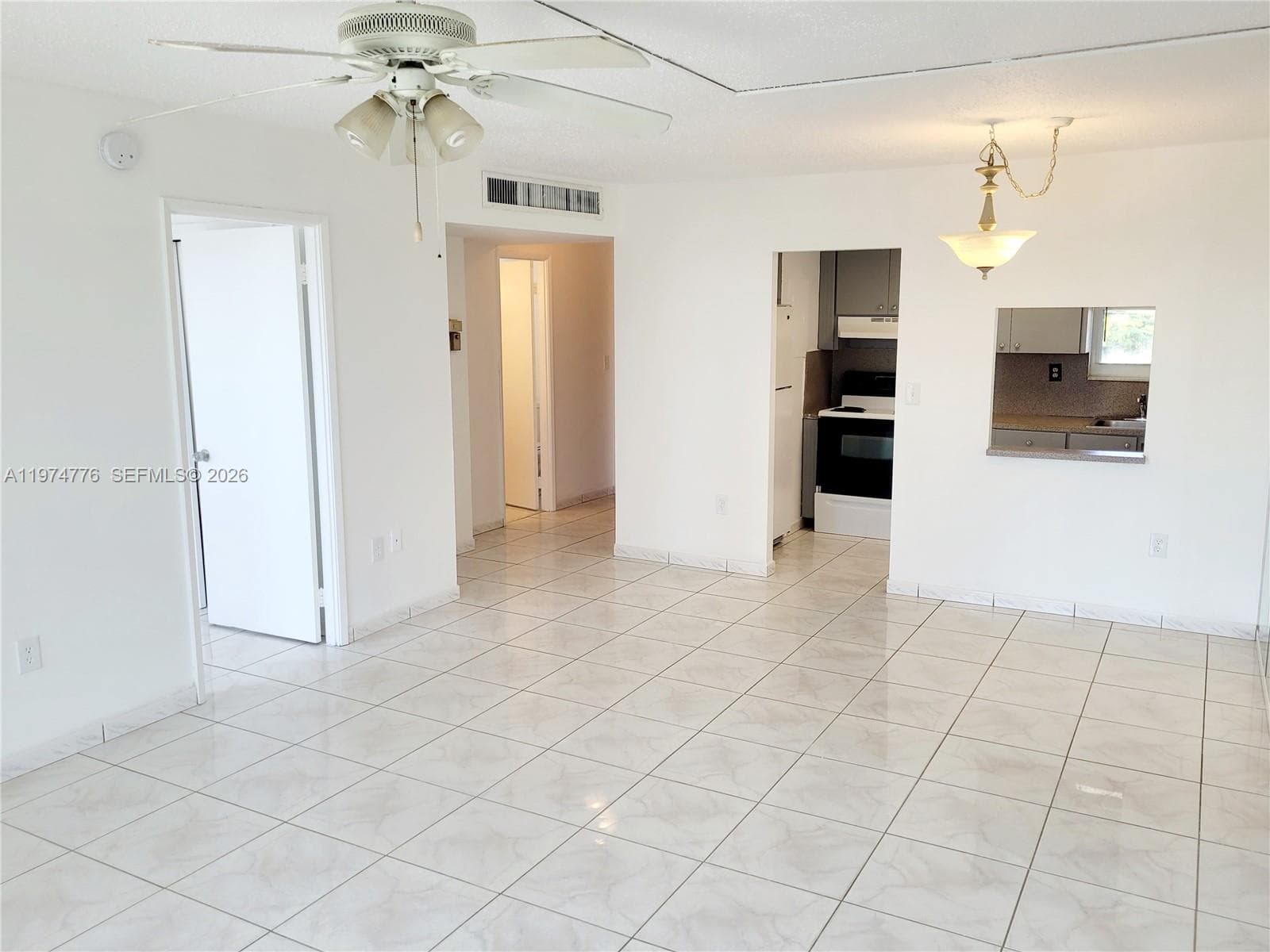 1700 NE 191st St # 402, Miami FL 33179 — 8