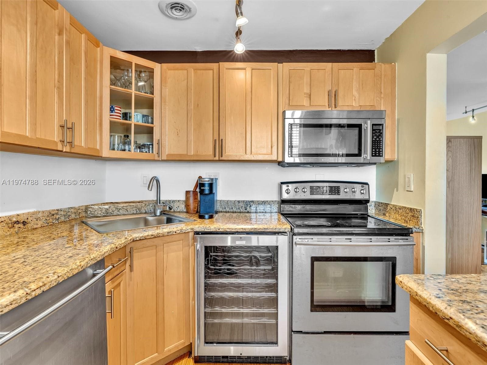 1236 Alton Rd # 402, Miami Beach FL 33139 — 5
