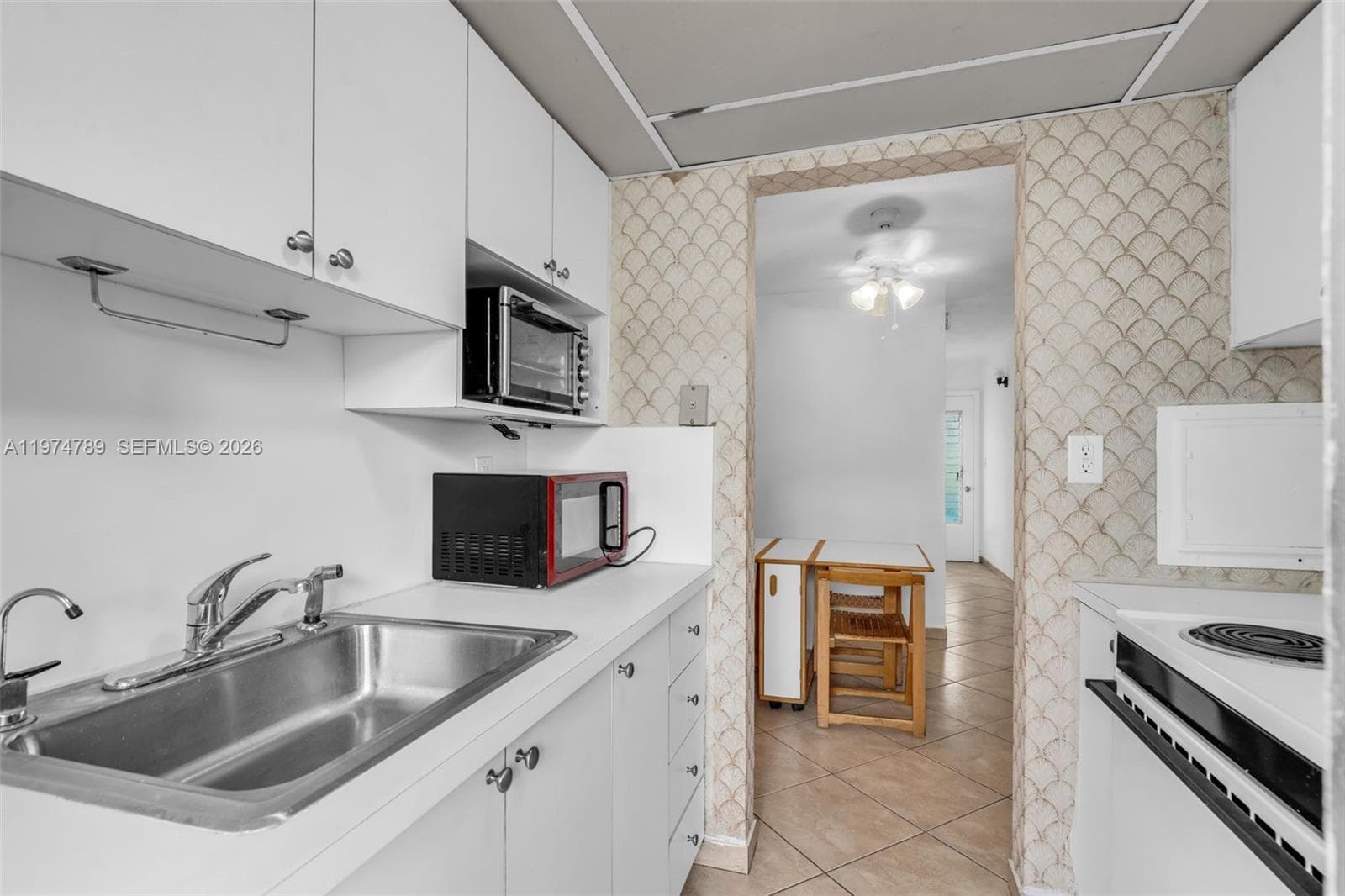 17050 NE 14th Ave # 106, Miami FL 33162 — 16