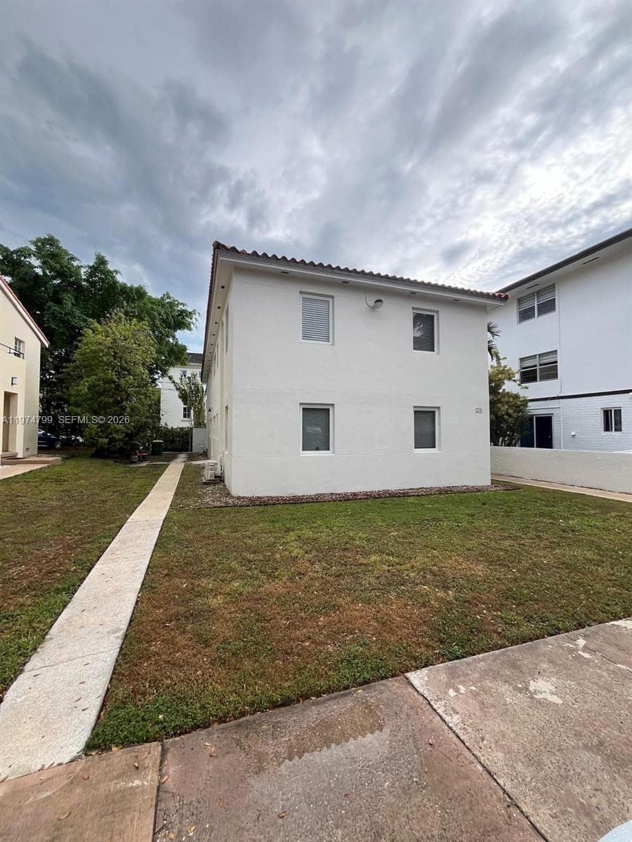 510 Santander Ave # 1, Coral Gables FL 33134 — 2