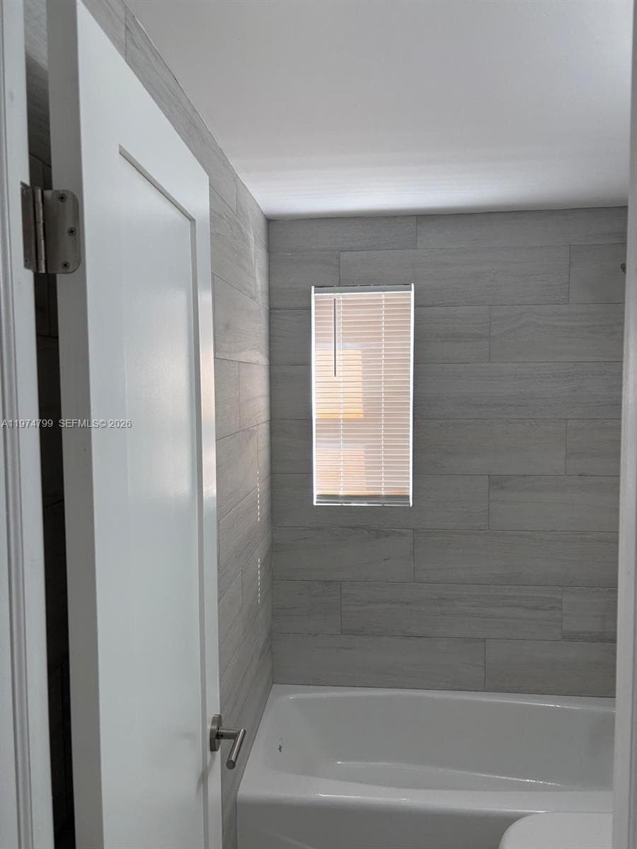 510 Santander Ave # 1, Coral Gables FL 33134 — 15