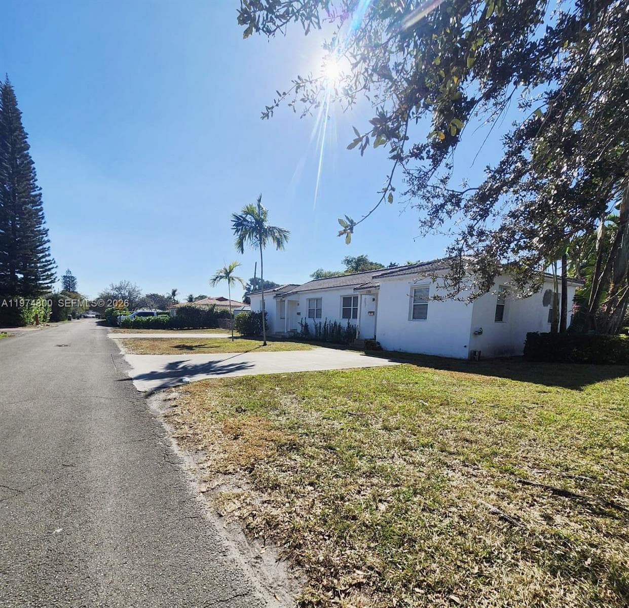11220 NE 11th Pl # 11220, Biscayne Park FL 33161 — 24