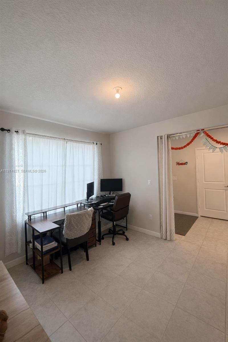 1081 NW 5th St, Florida City FL 33034 — 6