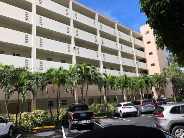220 Kings Point Dr # 103, Sunny Isles Beach FL 33160 — 14