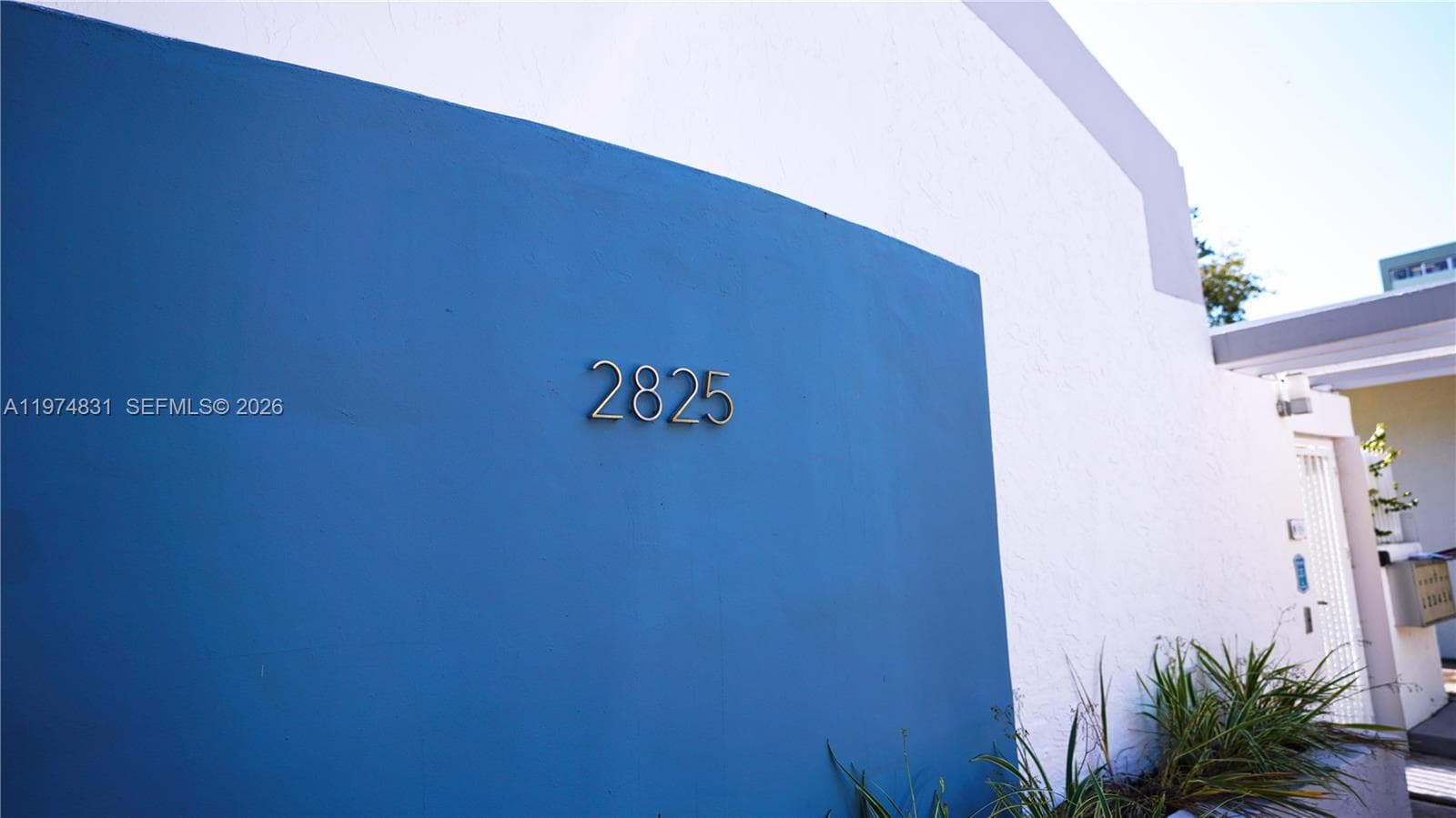 2825 SW 3rd Ave, Miami FL 33129 — 8