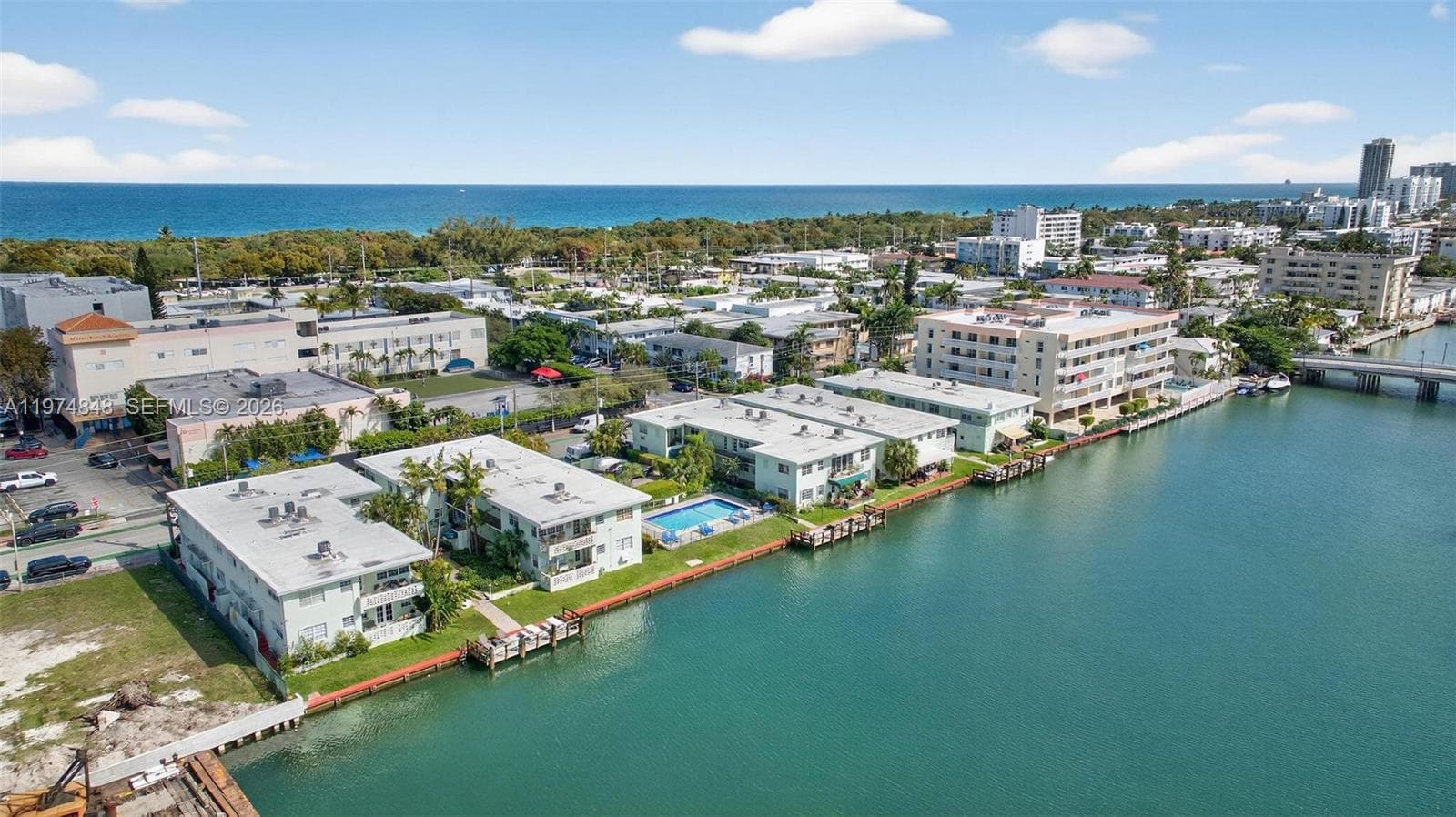 8600 Byron Ave # 9, Miami Beach FL 33141 — 36