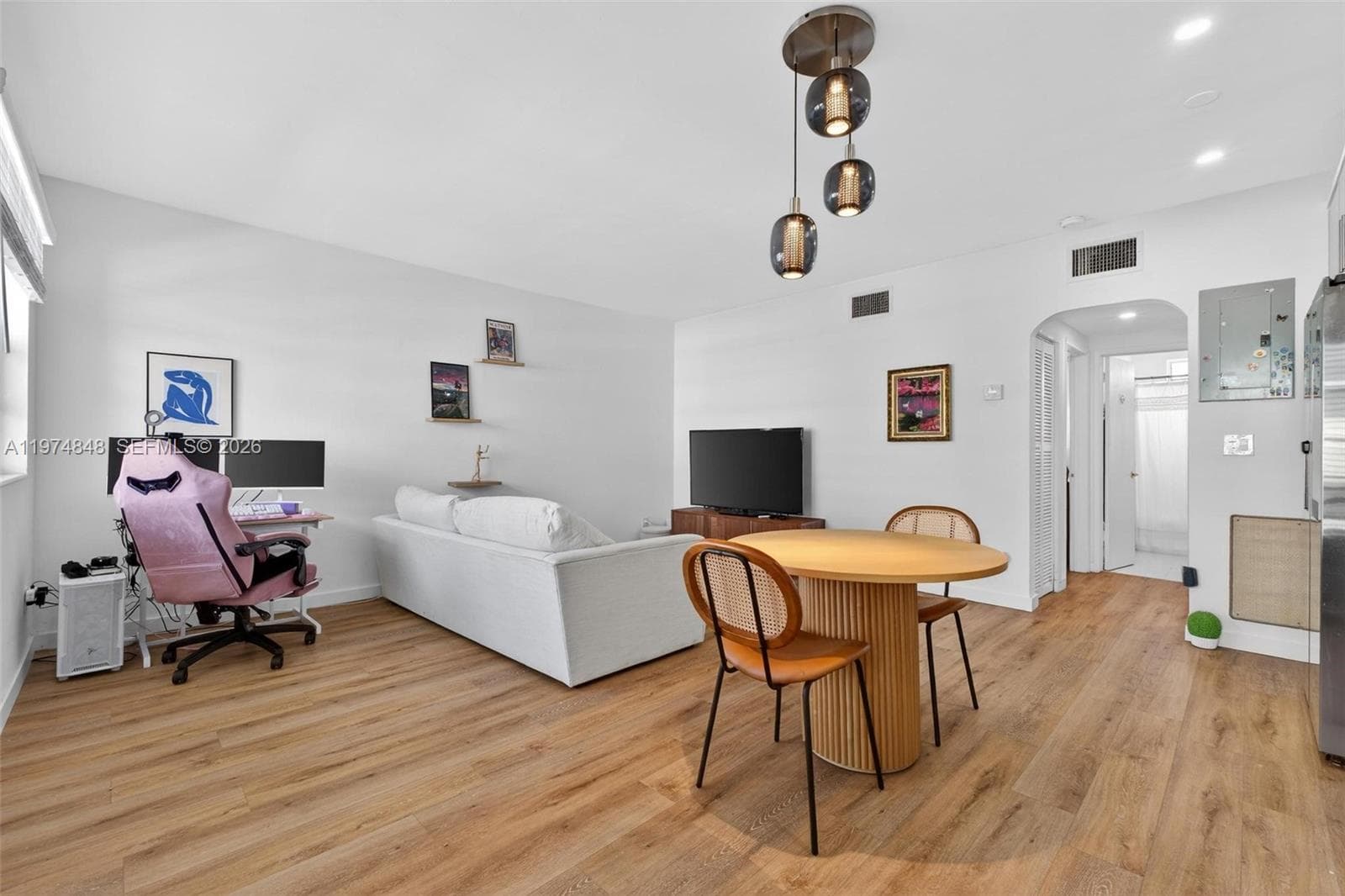 8600 Byron Ave # 9, Miami Beach FL 33141 — 10
