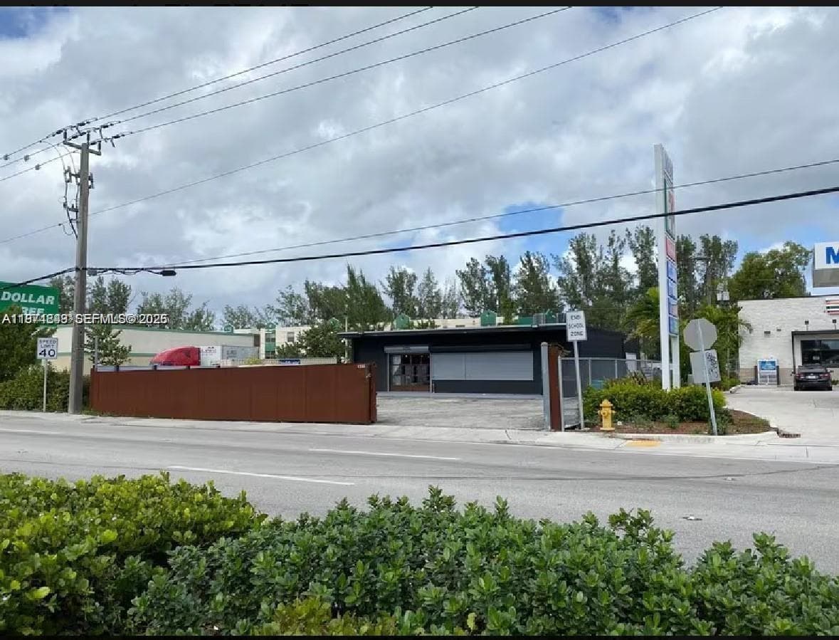1235 NW 103rd St, Miami FL 33147 — 1