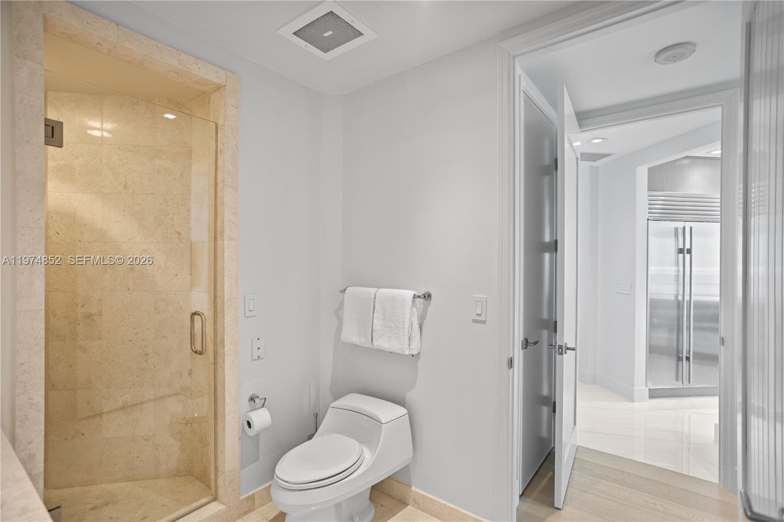 16051 Collins Ave # 3202, Sunny Isles Beach FL 33160 — 17