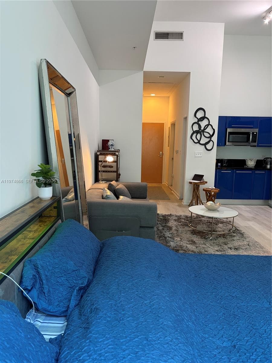 244 Biscayne Blvd # 341, Miami FL 33132 — 10