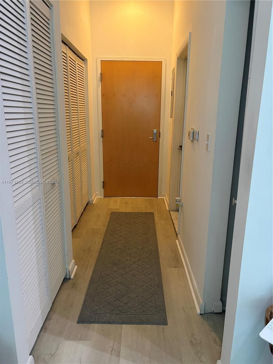 244 Biscayne Blvd # 341, Miami FL 33132 — 18