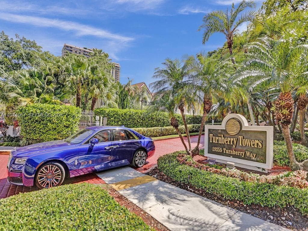 19355 Turnberry Way # 17C, Aventura FL 33180 — 41