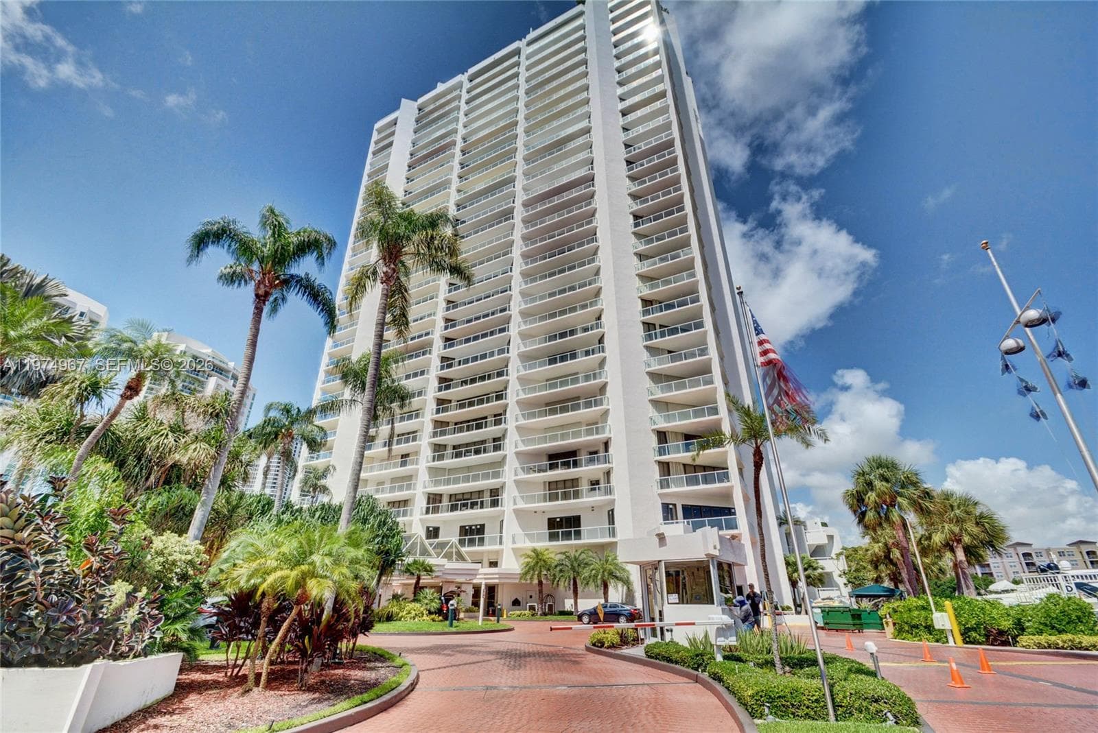 19355 Turnberry Way # 17C, Aventura FL 33180 — 40