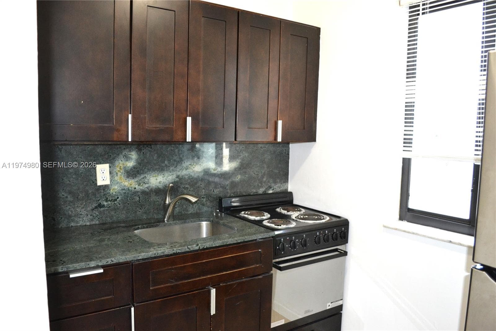 1035 SW 4th St # 2, Miami FL 33130 — 5